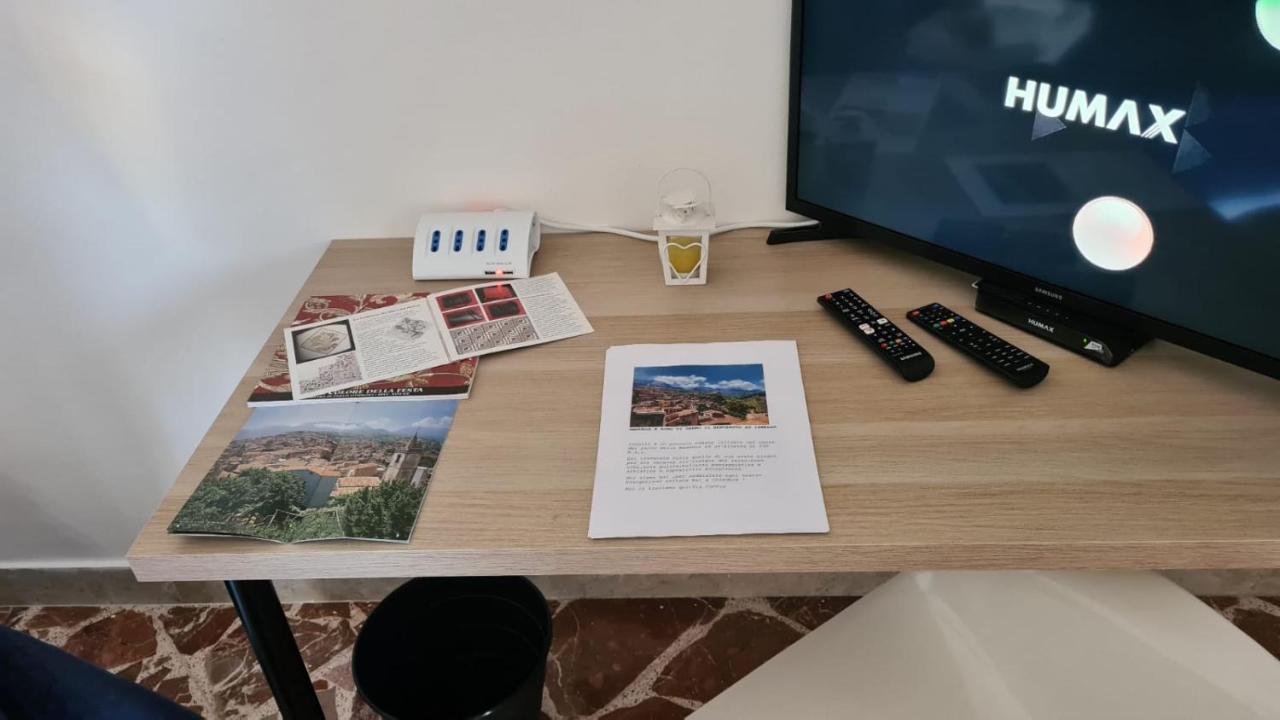 A Punta Terra Isnello Bed & Breakfast Bagian luar foto