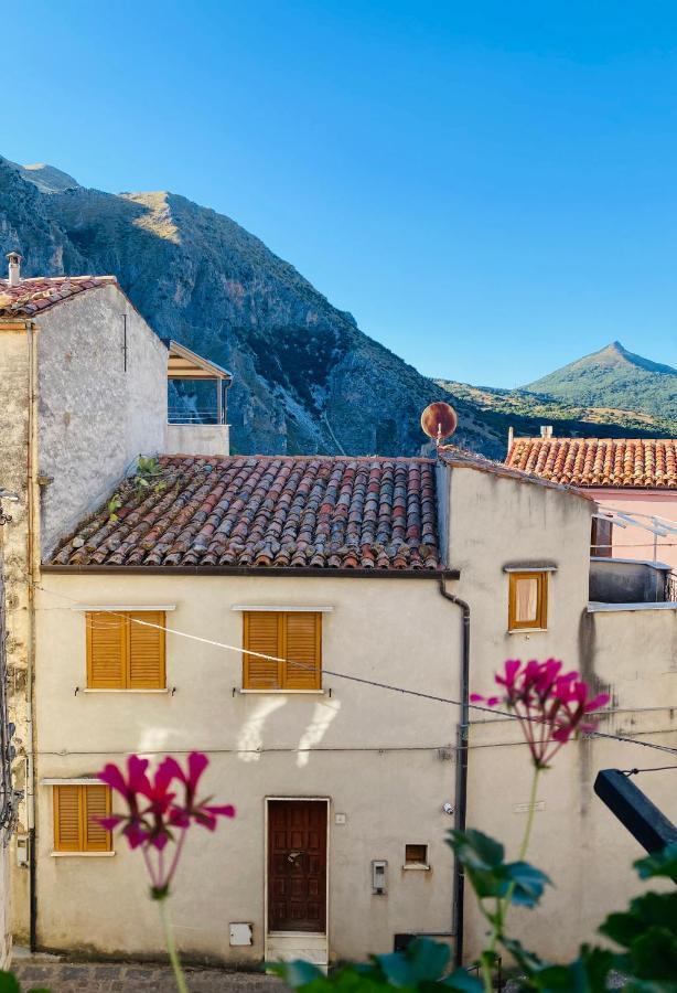 A Punta Terra Isnello Bed & Breakfast Bagian luar foto